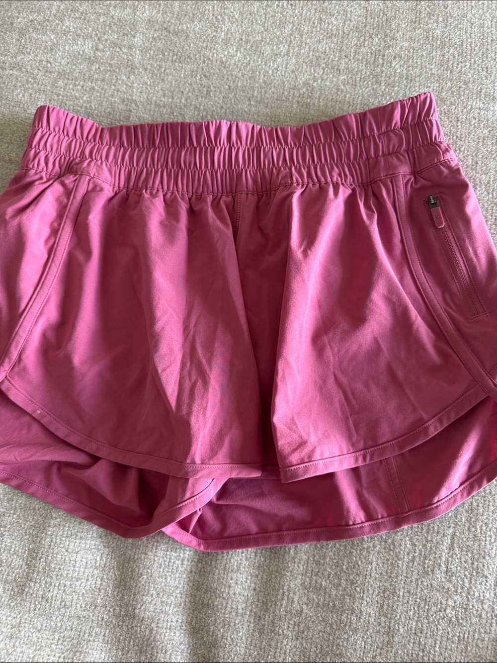 Tracker short